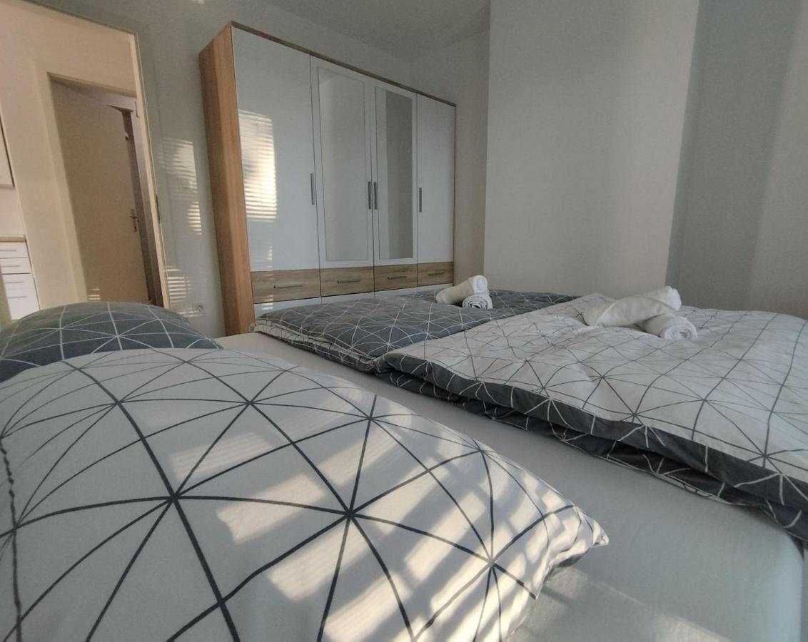 Apartment Sanya #3 류블랴나 외부 사진